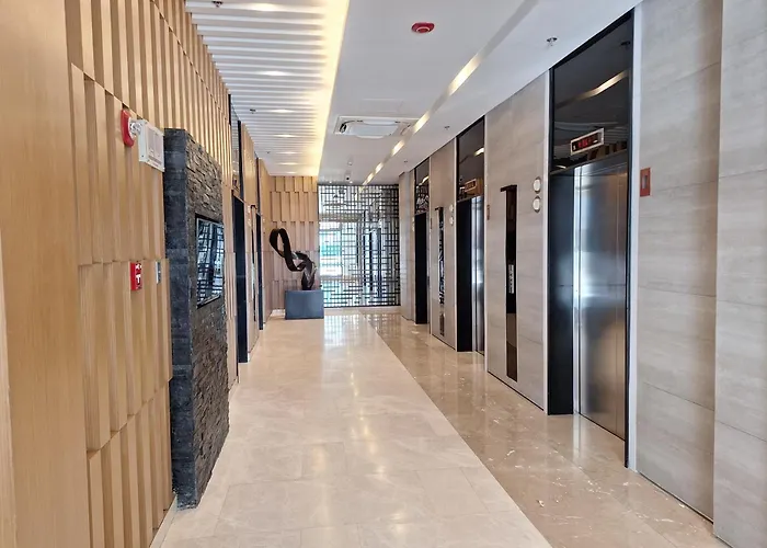Apartment Modern Zen Retreat Balcony Near Moa *